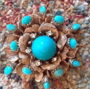 Vintage Brooch Turquoise Gold & Rhinestones